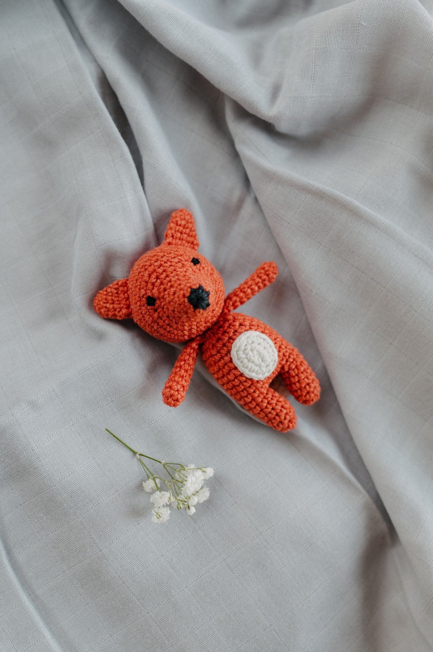 Mini crochet toy "Foxy"