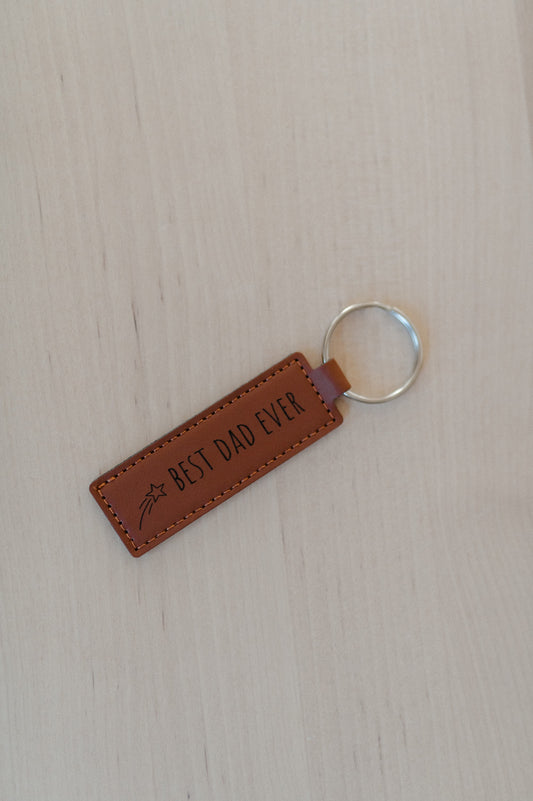 (𝐍𝐄𝐖) Faux leather keychain "Best dad ever"