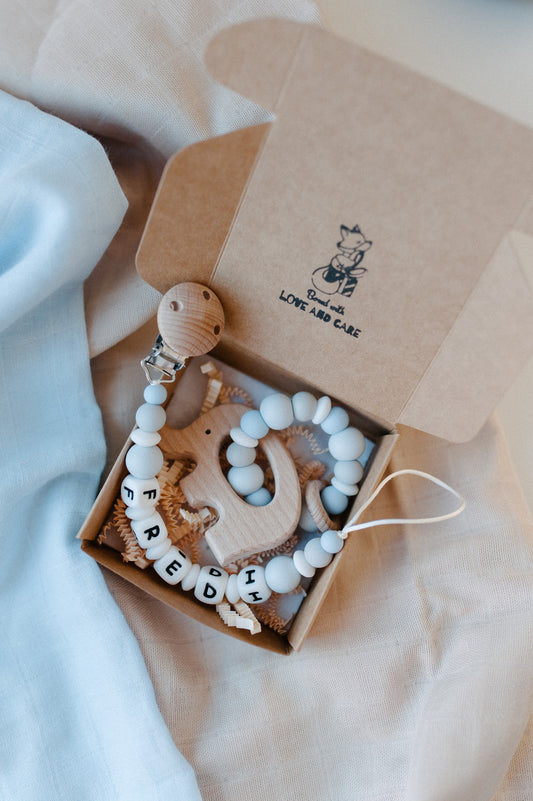 (𝐍𝐄𝐖) Personalized pacifier holder and teething ring