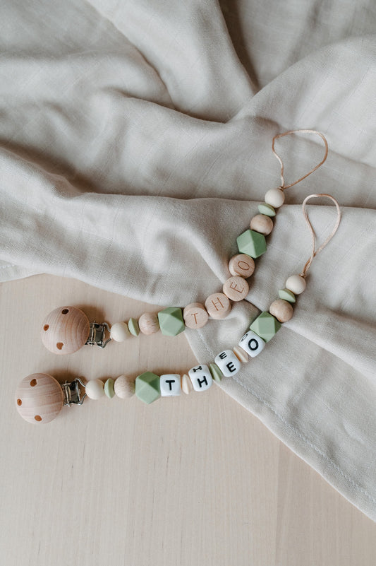 (𝐍𝐄𝐖) Personalized pacifier holder