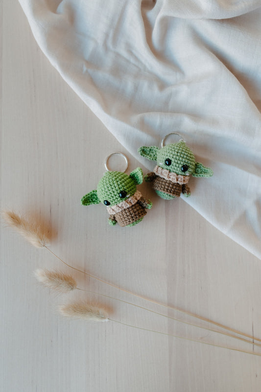 Crochet keychain "Yoda"