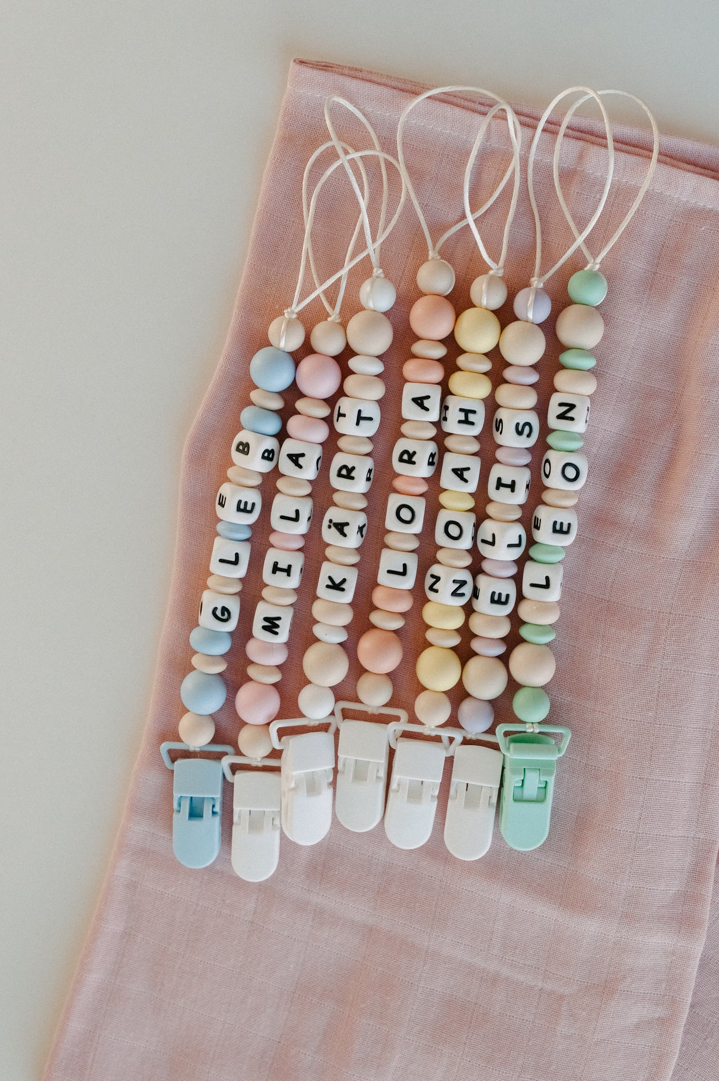 (𝐍𝐄𝐖) Personalized pacifier holder