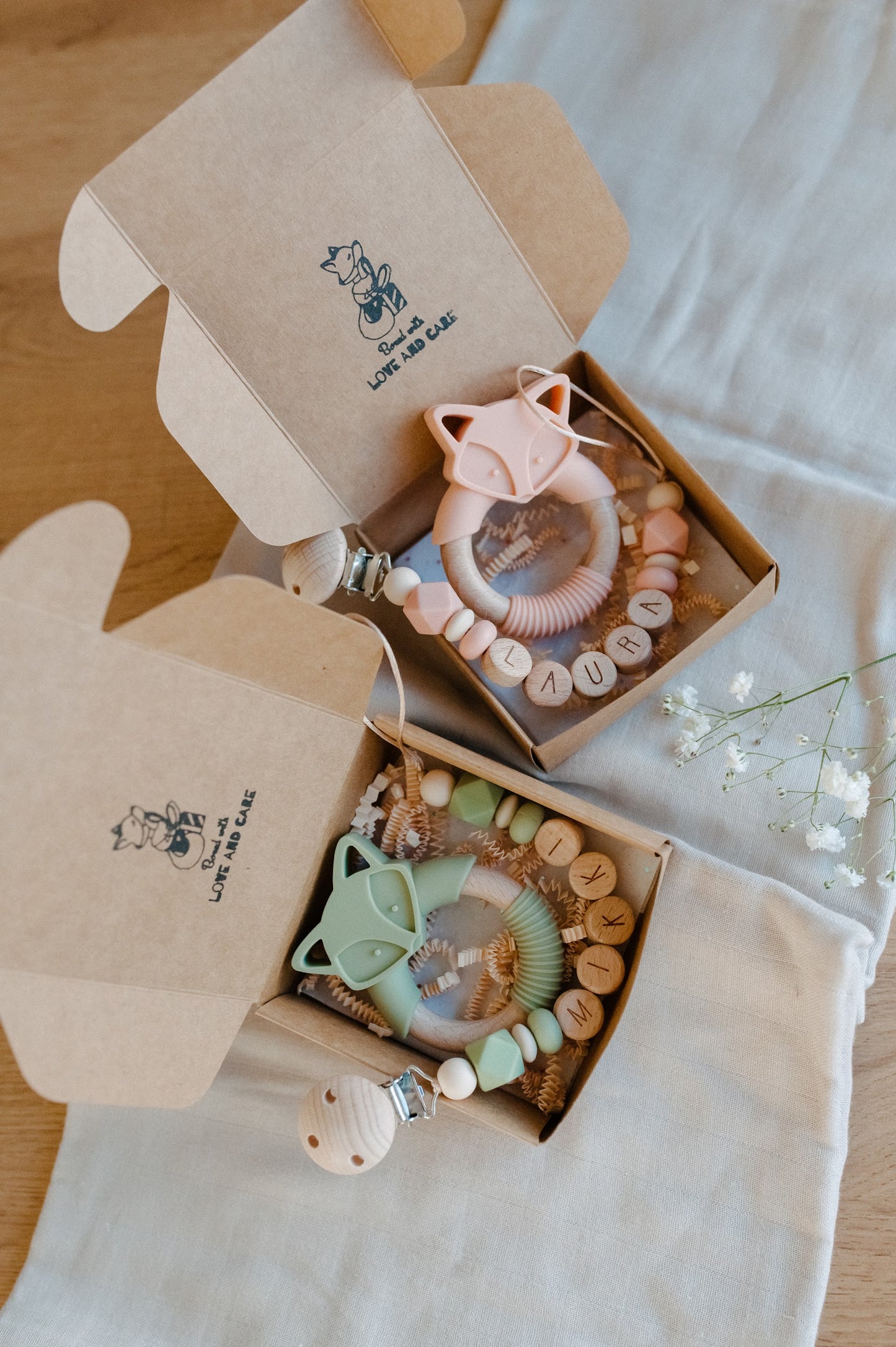 (𝐍𝐄𝐖) Personalized pacifier holder and teether "Foxy"