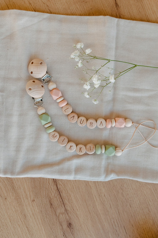 (𝐍𝐄𝐖) Personalized pacifier holder