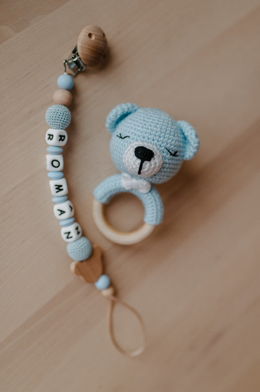 (𝐍𝐄𝐖) Personalized pacifier holder and crochet baby rattle "Bear"