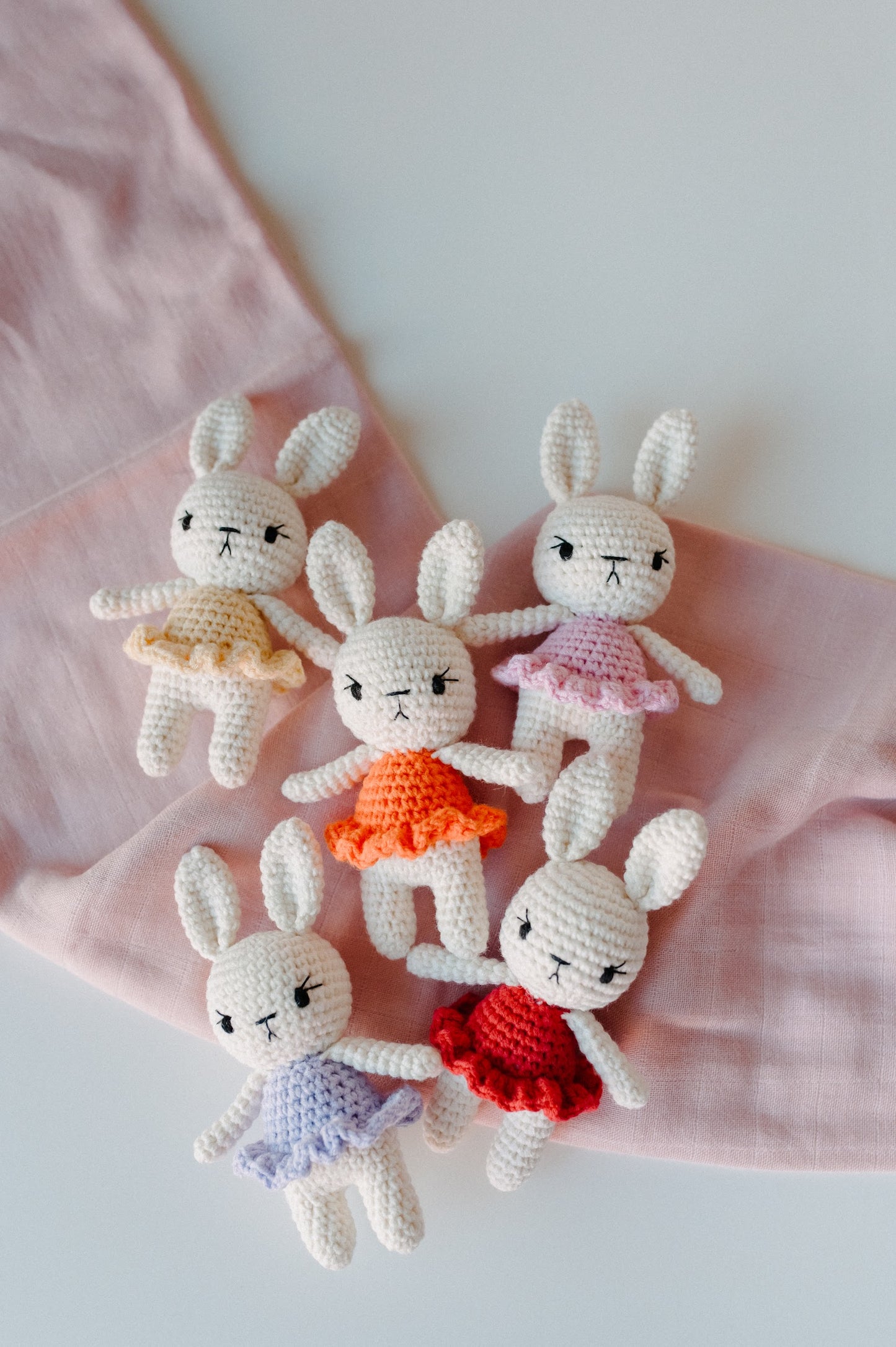 (𝐍𝐄𝐖) Mini crochet toy "Bunny girl"